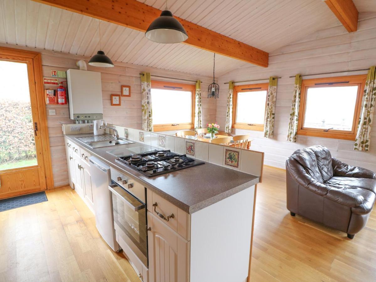 Barn Owl Lodge Rhayader Exterior foto